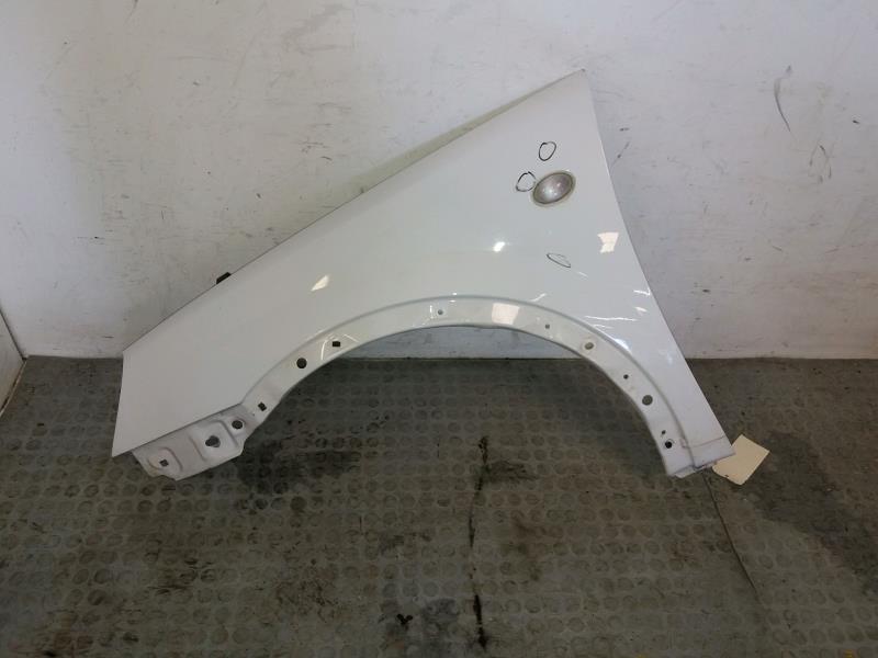 Aile avant gauche OPEL CORSA III Essence - 1