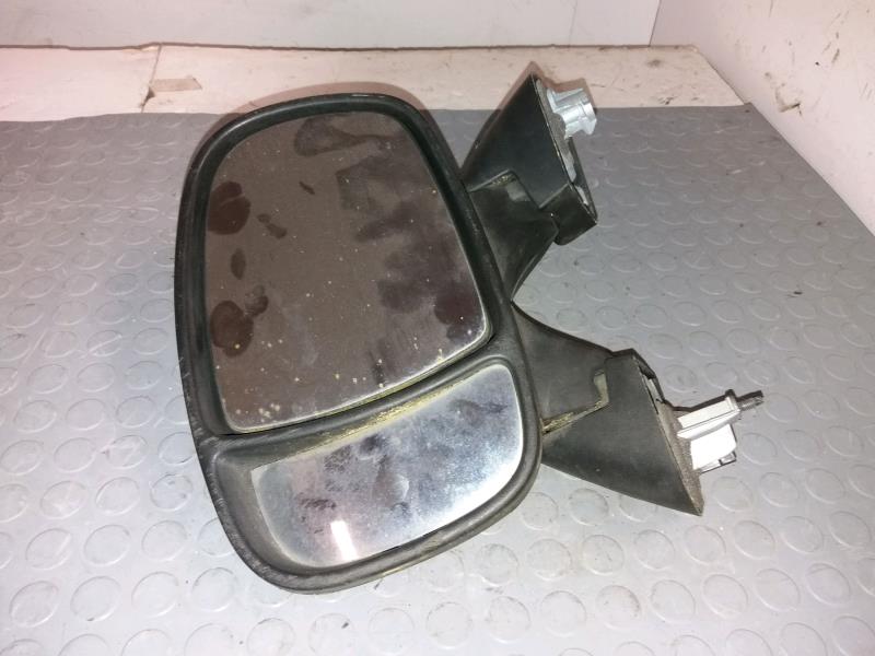 Retroviseur gauche RENAULT TRAFIC II Diesel - 1