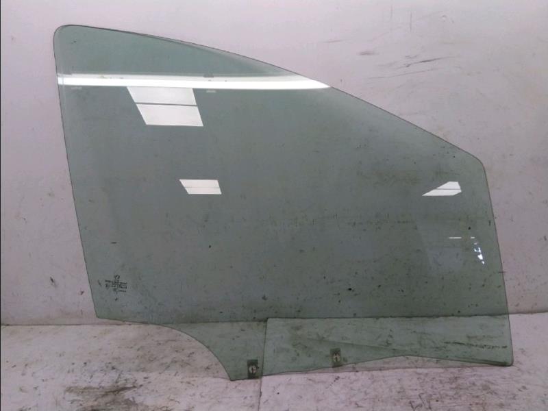 Vitre avant droit PEUGEOT 207 Diesel - 1