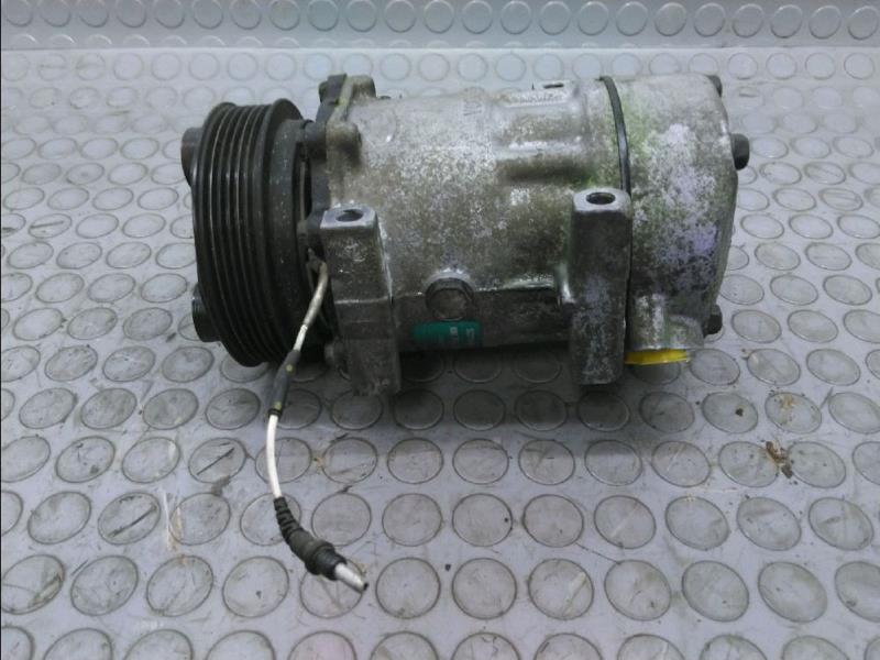 Compresseur clim RENAULT LAGUNA I Essence - 1