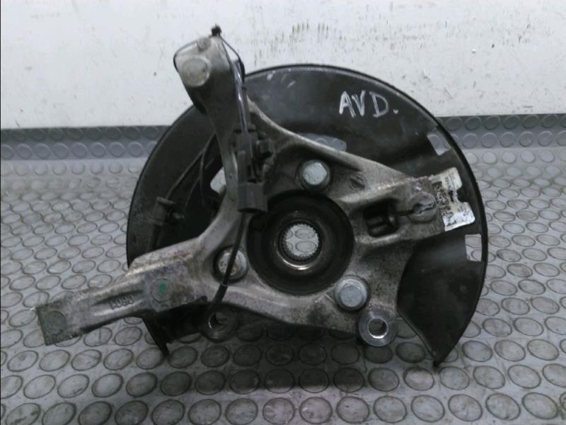 Fusee avant gauche OPEL ASTRA IV Diesel - 1
