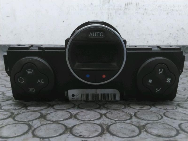 Commande chauffage RENAULT CLIO III Diesel - 1