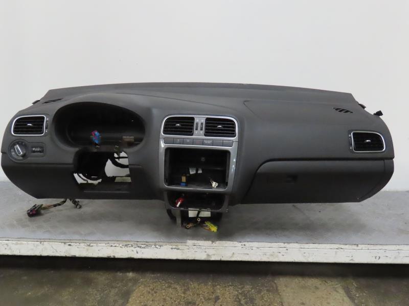 Planche de bord complete VOLKSWAGEN POLO V Diesel - 1