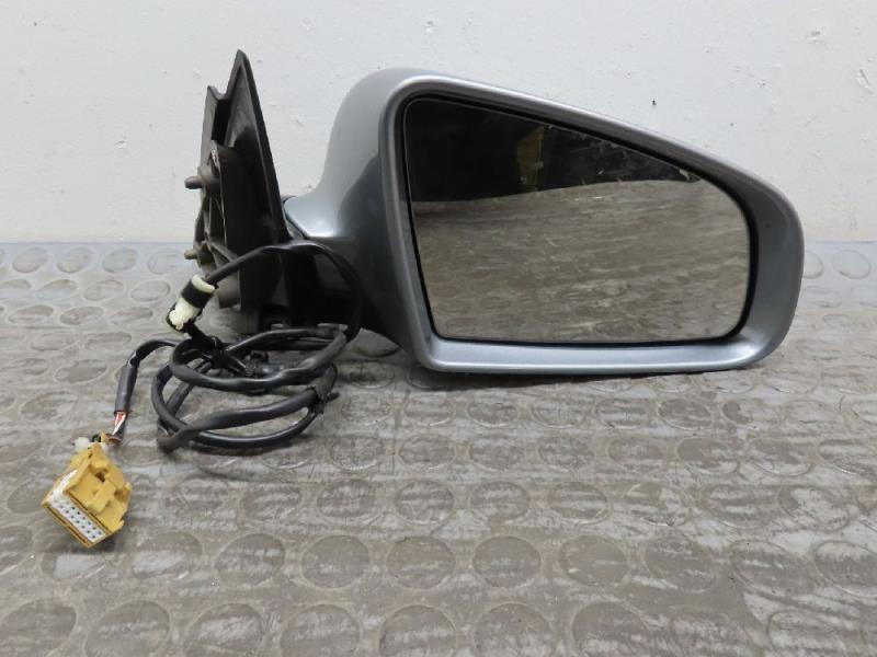 Retroviseur droit AUDI A4 II Diesel - 1