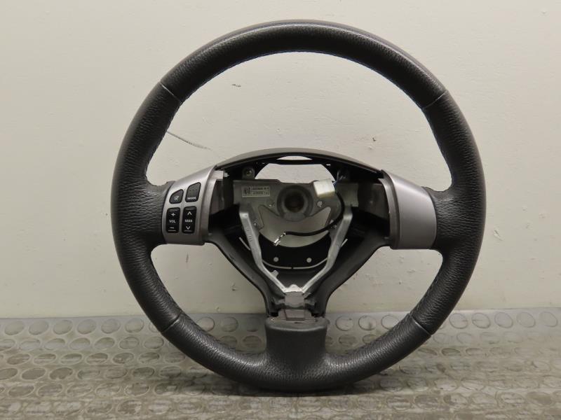 Volant SUZUKI SWIFT III Essence - 1
