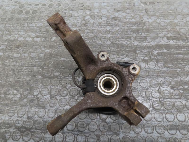 Fusee avant droit DACIA SANDERO I Essence - 1