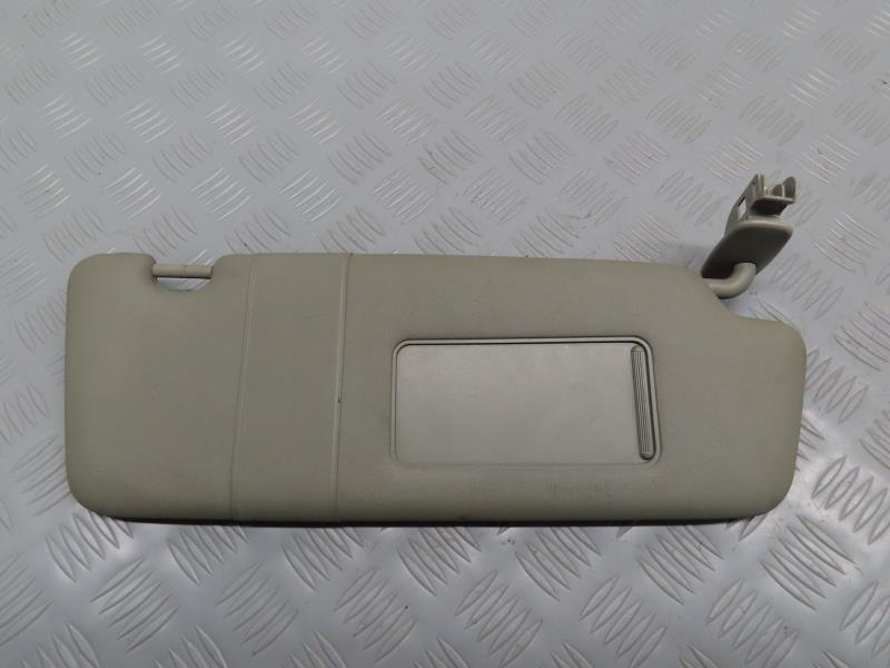 Pare soleil droit AUDI A4 II Diesel - 1