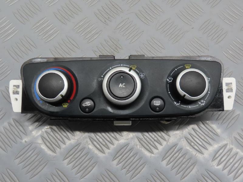 Commande chauffage RENAULT MEGANE III Diesel - 1