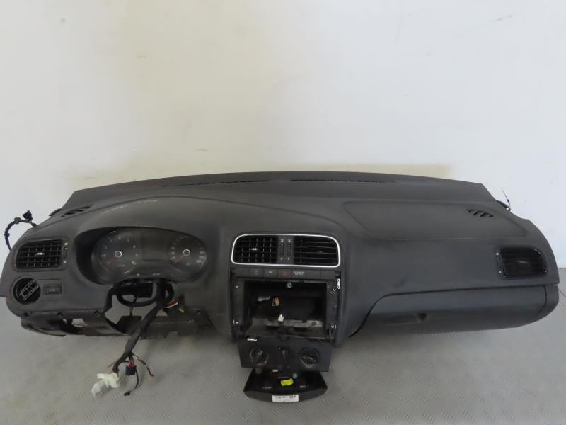 Planche de bord complete VOLKSWAGEN POLO V Essence - 1