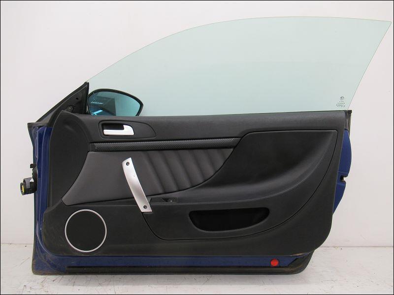 Porte avant droit