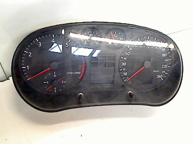 Compteur AUDI A3 I Essence - 1