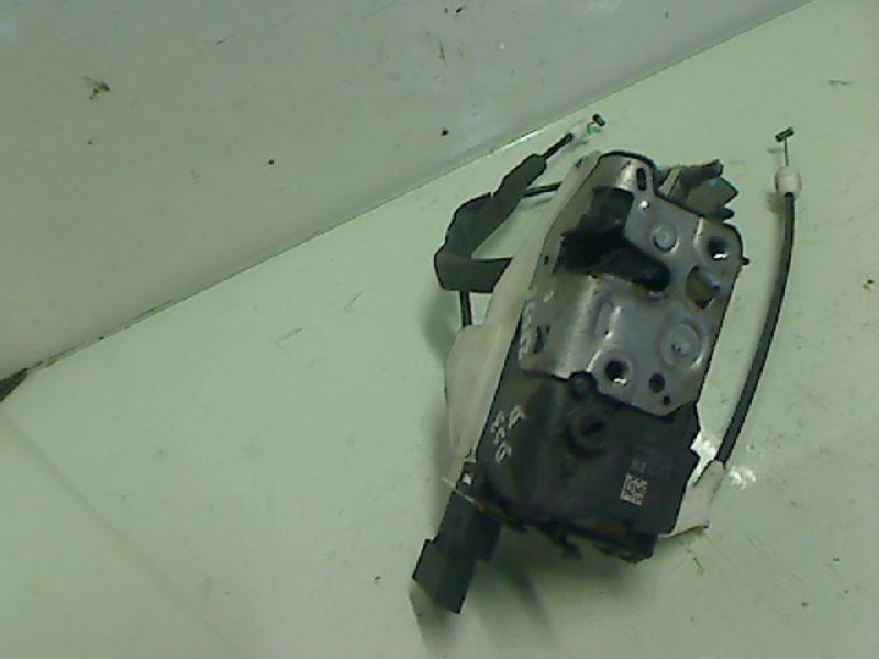 Serrure avant droit CITROEN DS3 Diesel - 1