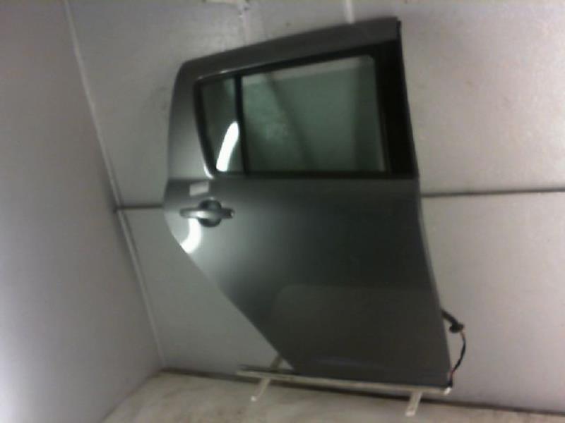 Puerta trasera derecha SUZUKI SWIFT 3 Gasolina - 1