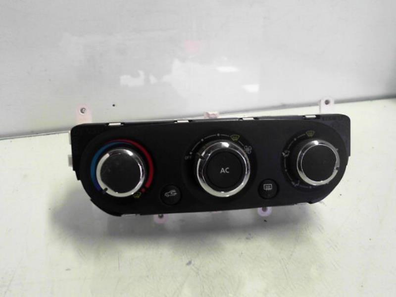 Commande chauffage RENAULT CLIO 4 PHASE 1 Diesel - 1