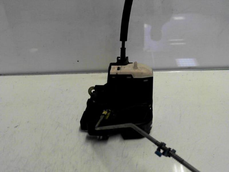 Serrure avant gauche RENAULT CLIO 2 PHASE 2 Essence - 1