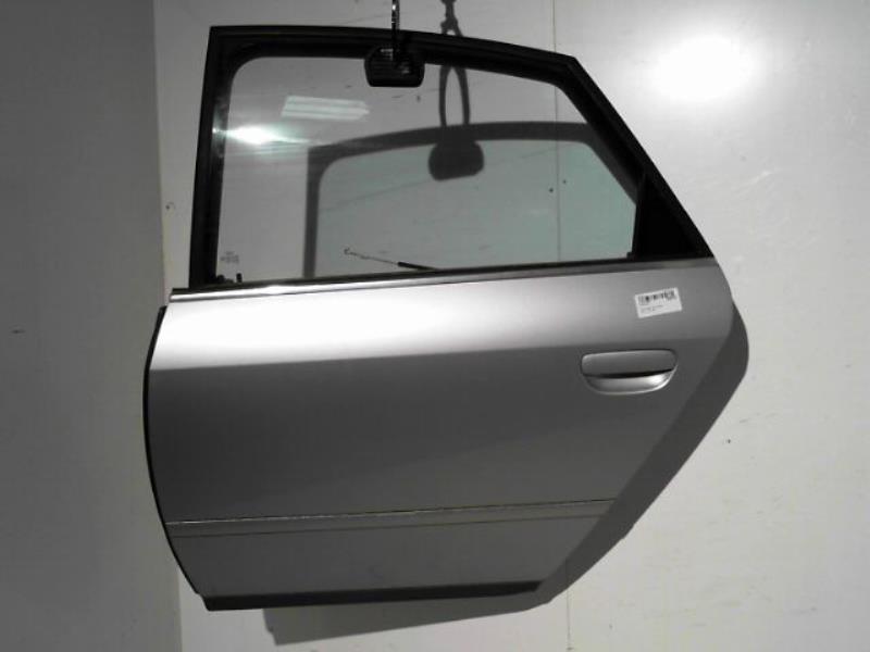 Puerta trasera izquierda AUDI A6 2 PHASE 1 Gasolina - 1