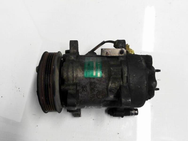 Compresseur clim PEUGEOT 307 PHASE 1 BREAK Diesel - 1
