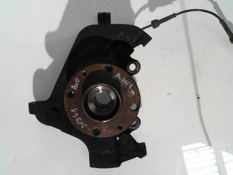 Fusee avant droit PEUGEOT BIPPER Diesel - 1