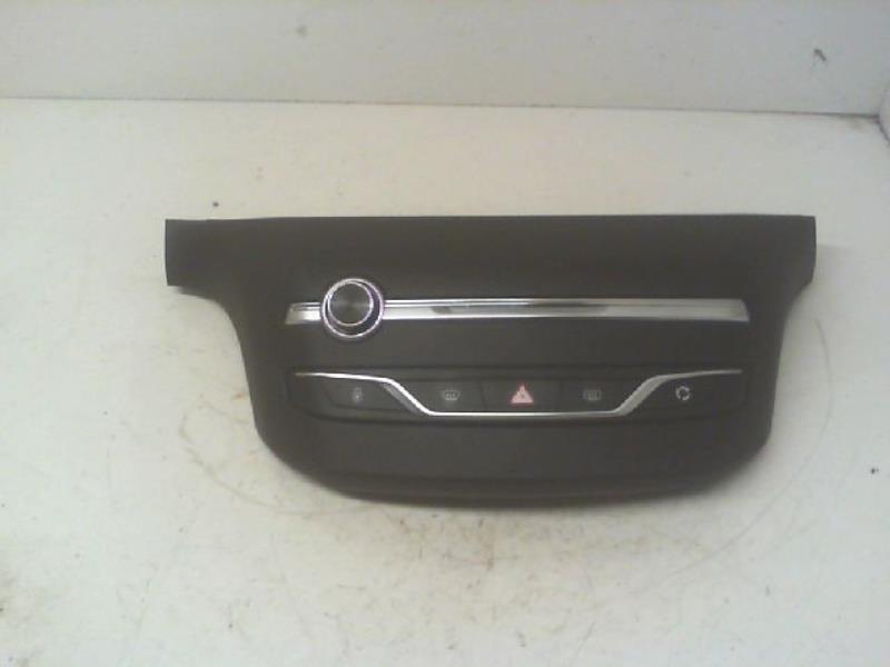 Commande autoradio PEUGEOT 308 2 PHASE 1 Diesel - 1
