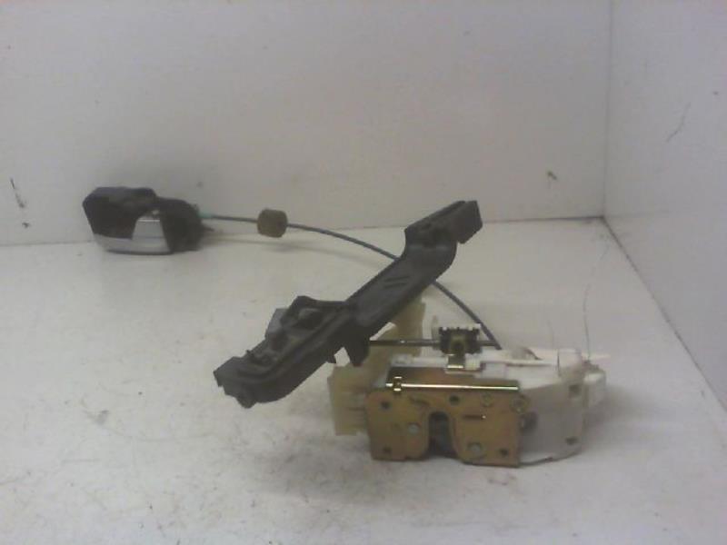 Serrure arriere droit FORD MONDEO 2 Diesel - 1