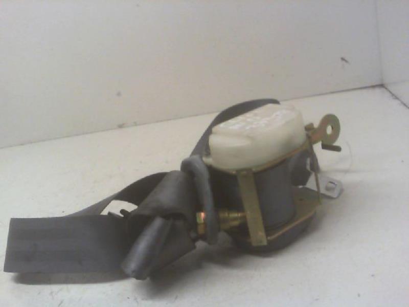 Ceinture avant droit RENAULT CLIO 2 PHASE 1 Diesel - 1