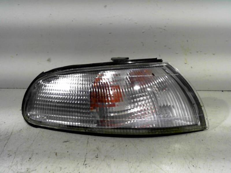 Optique avant secondaire droit (feux)(clignotant) MAZDA 626 3 PHASE 1 Diesel - 1