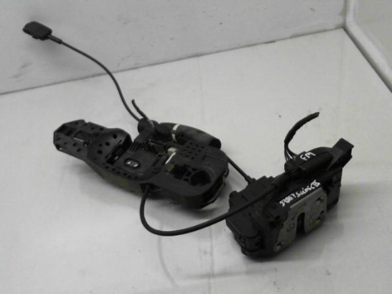 Serrure arriere droit RENAULT SCENIC 3 PHASE 2 Diesel - 1