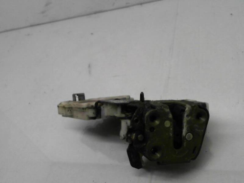 Serrure avant gauche NISSAN TERRANO 2 PHASE 1 Diesel - 1