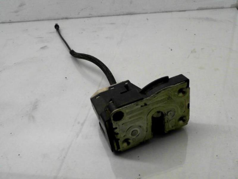 Serrure avant droit RENAULT CLIO 2 PHASE 2 Diesel - 1