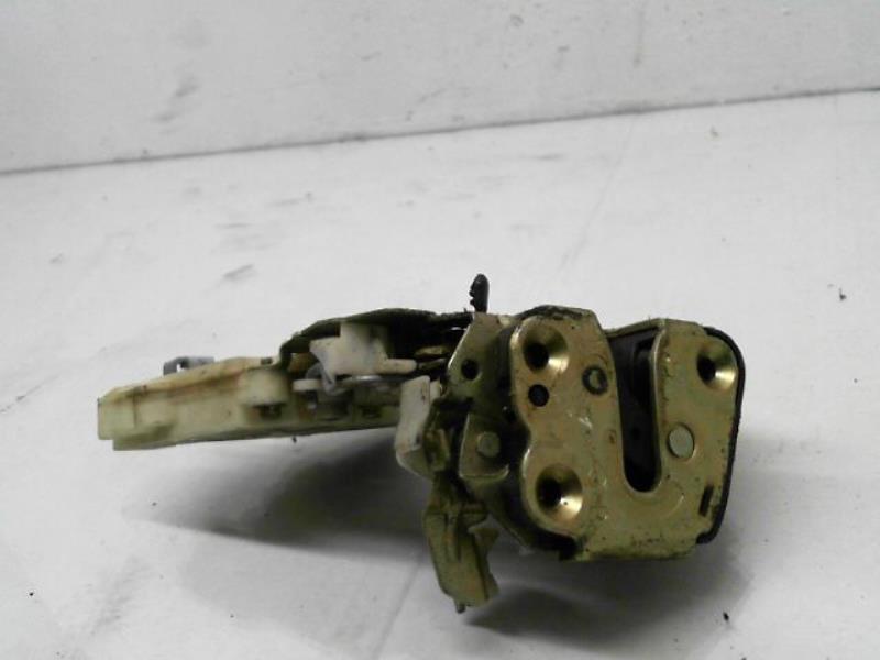 Serrure arriere droit NISSAN TERRANO 2 PHASE 3 Diesel - 1