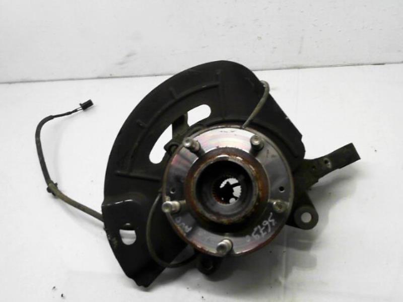 Fusee avant droit HYUNDAI I 40 PHASE 2 BREAK Diesel - 1