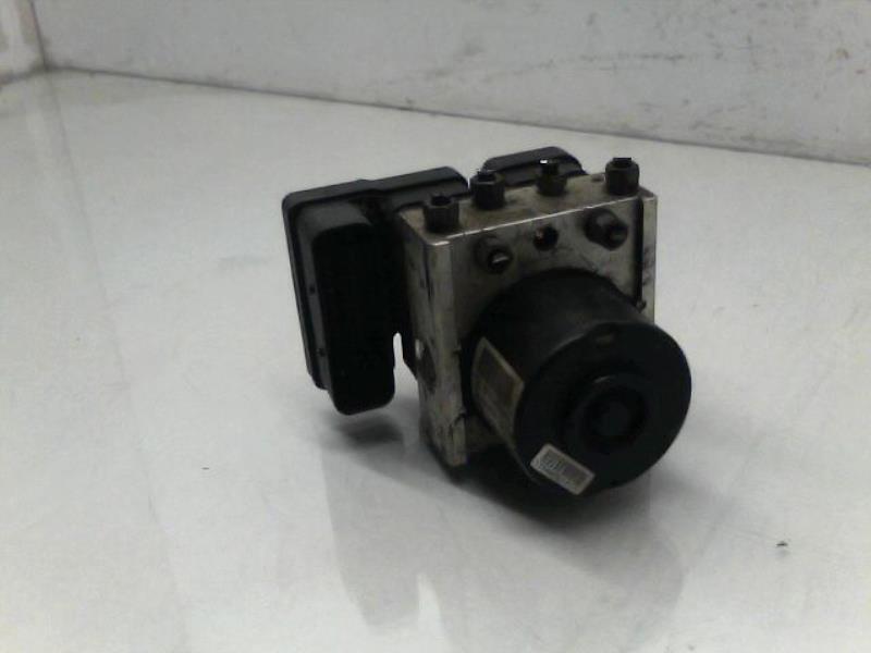 Bloc ABS (freins anti-blocage) CITROEN C3 2 PHASE 1 Essence - 1