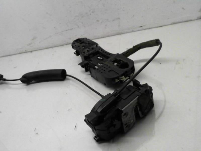 Serrure arriere gauche RENAULT MEGANE 3 PHASE 1 BREAK Diesel - 1