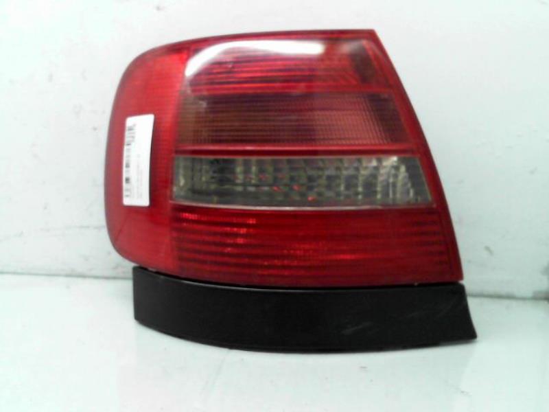 Feu arriere principal gauche (feux) AUDI A4 1 PHASE 2 Diesel - 1
