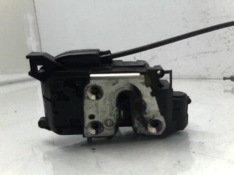 Serrure arriere gauche RENAULT CLIO 3 PHASE 1 Essence - 1