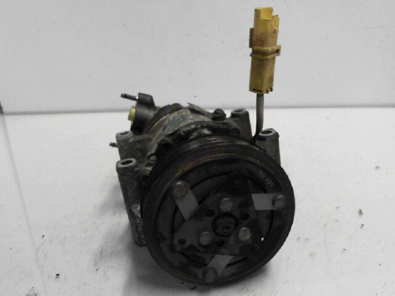 Compresseur clim PEUGEOT 307 PHASE 1 BREAK Essence - 1