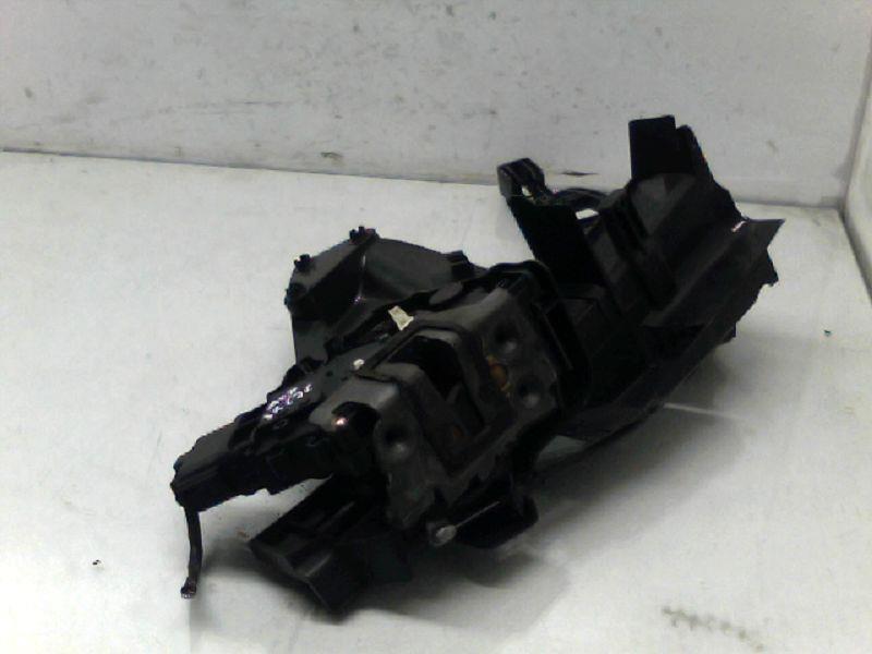 Serrure avant droit FORD FOCUS 2 PHASE 1 Diesel - 1