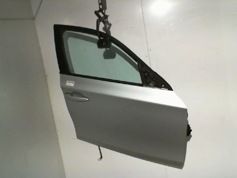 Porte avant droit BMW SERIE 1 E87 PHASE 1 Essence - 1