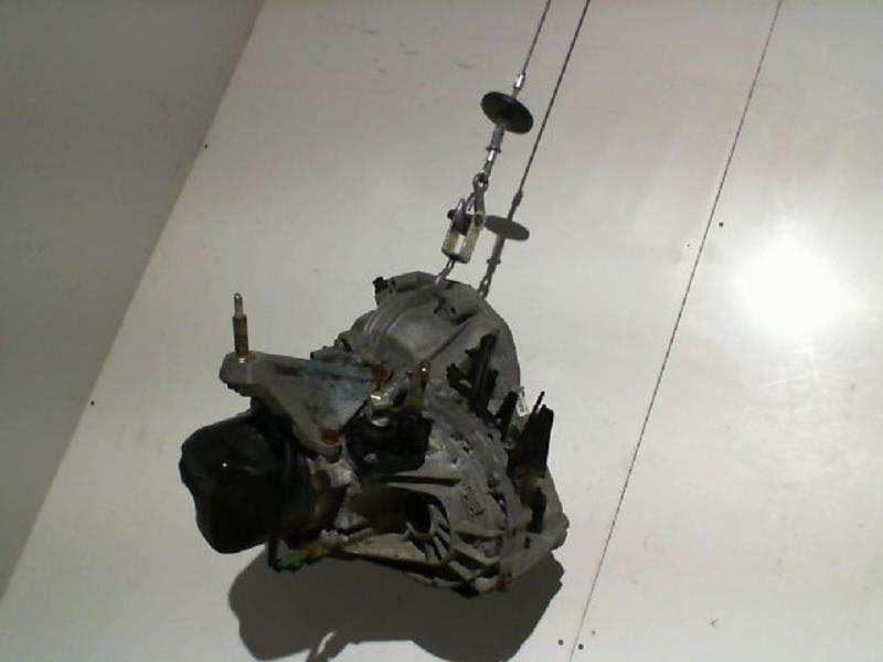 Boite de vitesses NISSAN MICRA 3 PHASE 1 Essence - 1