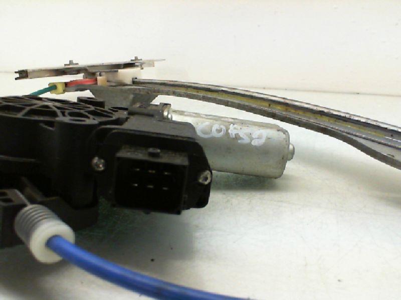 Leve vitre electrique avant gauche OPEL CORSA D PHASE 2 Diesel - 1