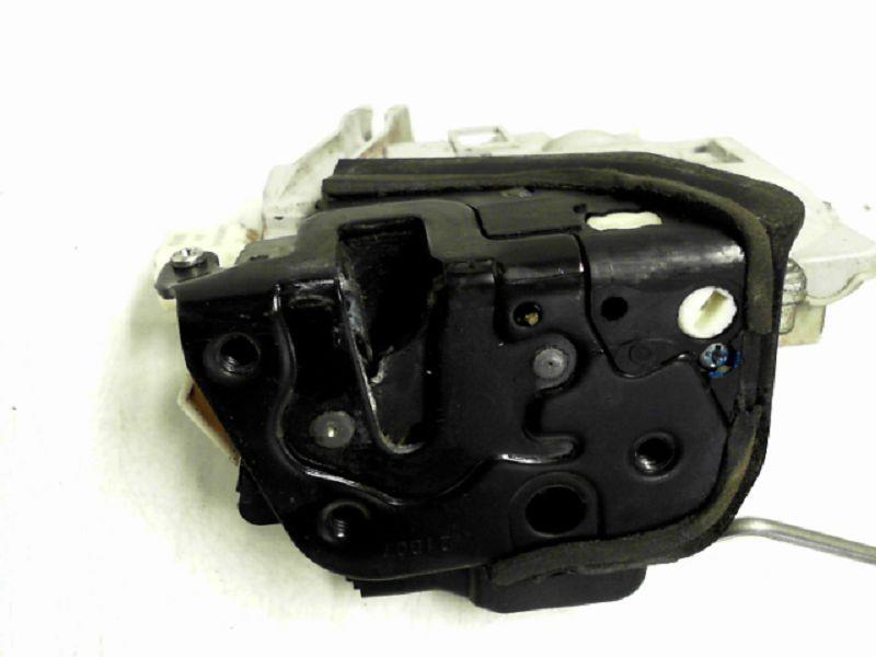 Serrure avant droit AUDI A4 2 PHASE 2 Diesel - 1