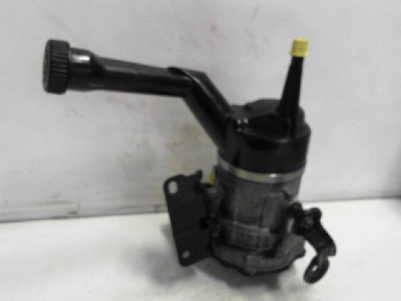 Pompe de direction PEUGEOT 308 1 PHASE 2 Diesel - 1