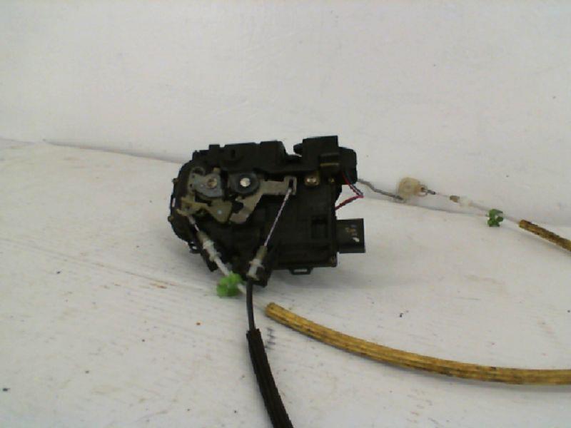 Serrure arriere droit AUDI A6 2 PHASE 1 Diesel - 1