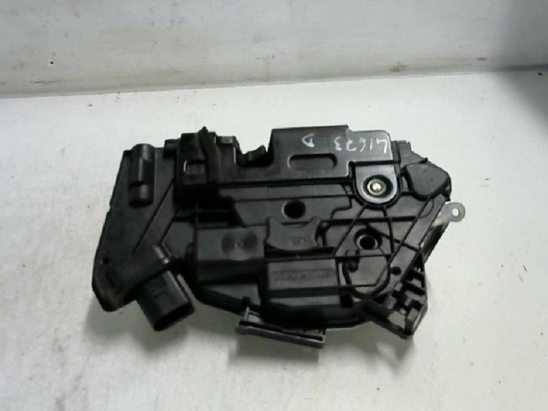 Serrure avant droit VOLKSWAGEN SCIROCCO 3 PHASE 1 COUPE Diesel - 1