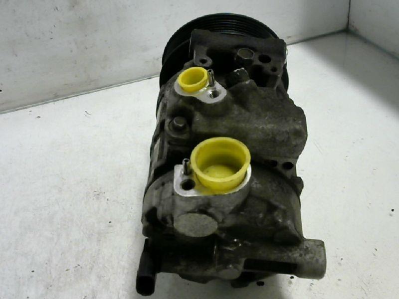 Compresseur clim VOLKSWAGEN GOLF 6 Essence - 1