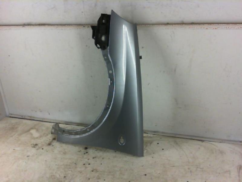 Aile avant gauche OPEL CORSA III (C) PHASE 2 - 5P 2003-08->2006-09 Diesel - 1