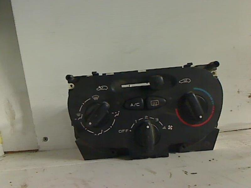 Commande chauffage PEUGEOT 206 1.6 Essence - 1