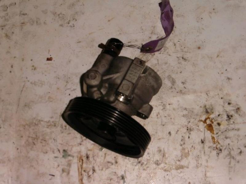 Pompe de direction RENAULT LAGUNA Diesel - 1