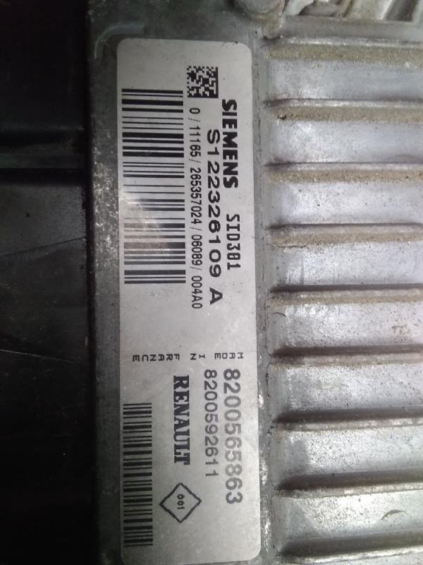 Calculateur RENAULT MEGANE Diesel - 1