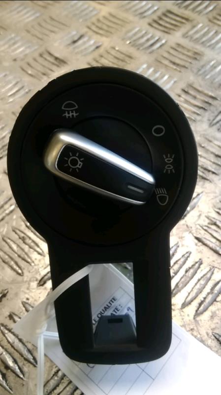 Commande de phare VOLKSWAGEN POLO Diesel - 1